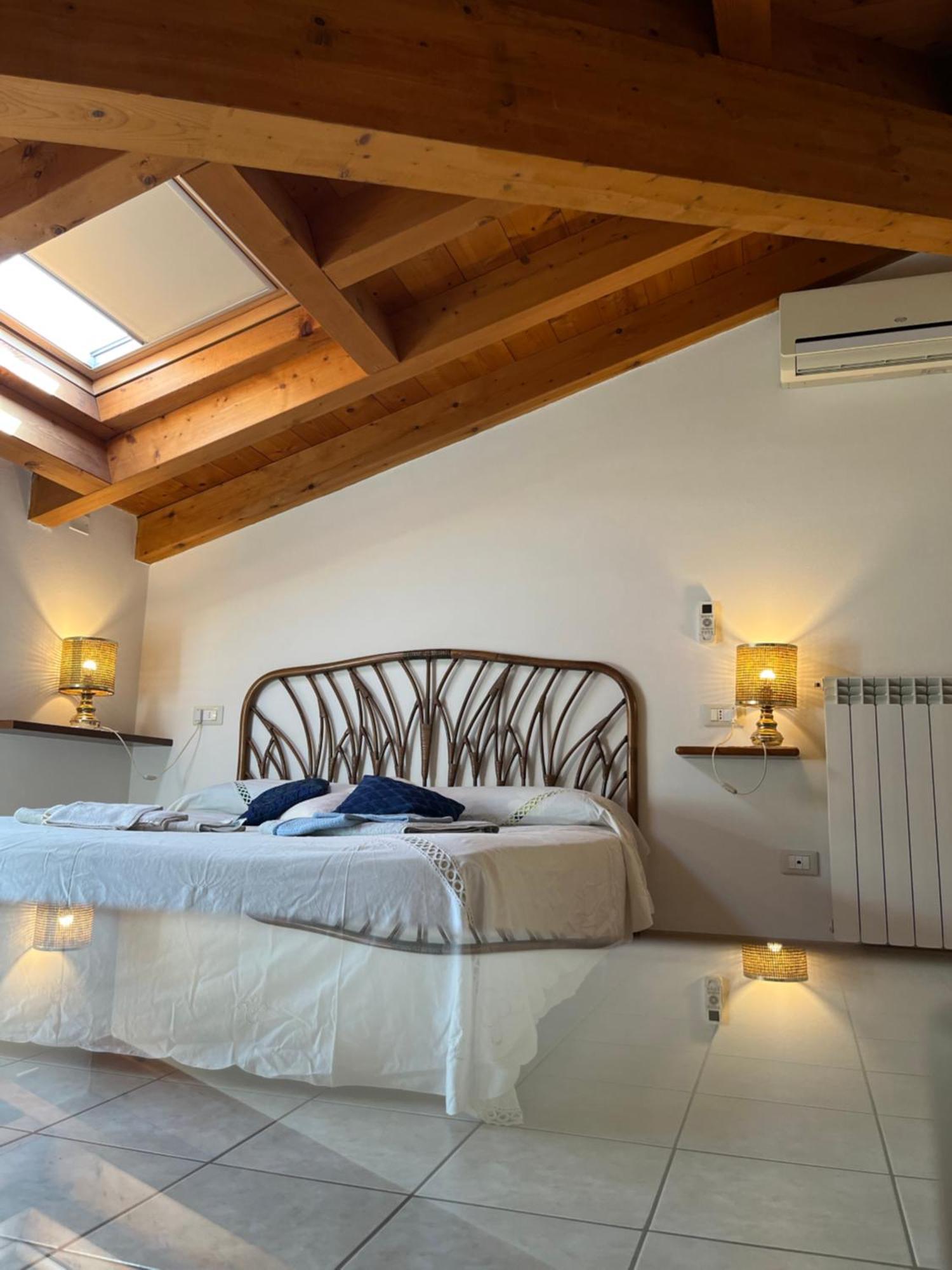 Anna Appartamento Vacanze Monticelli Brusati Exterior foto
